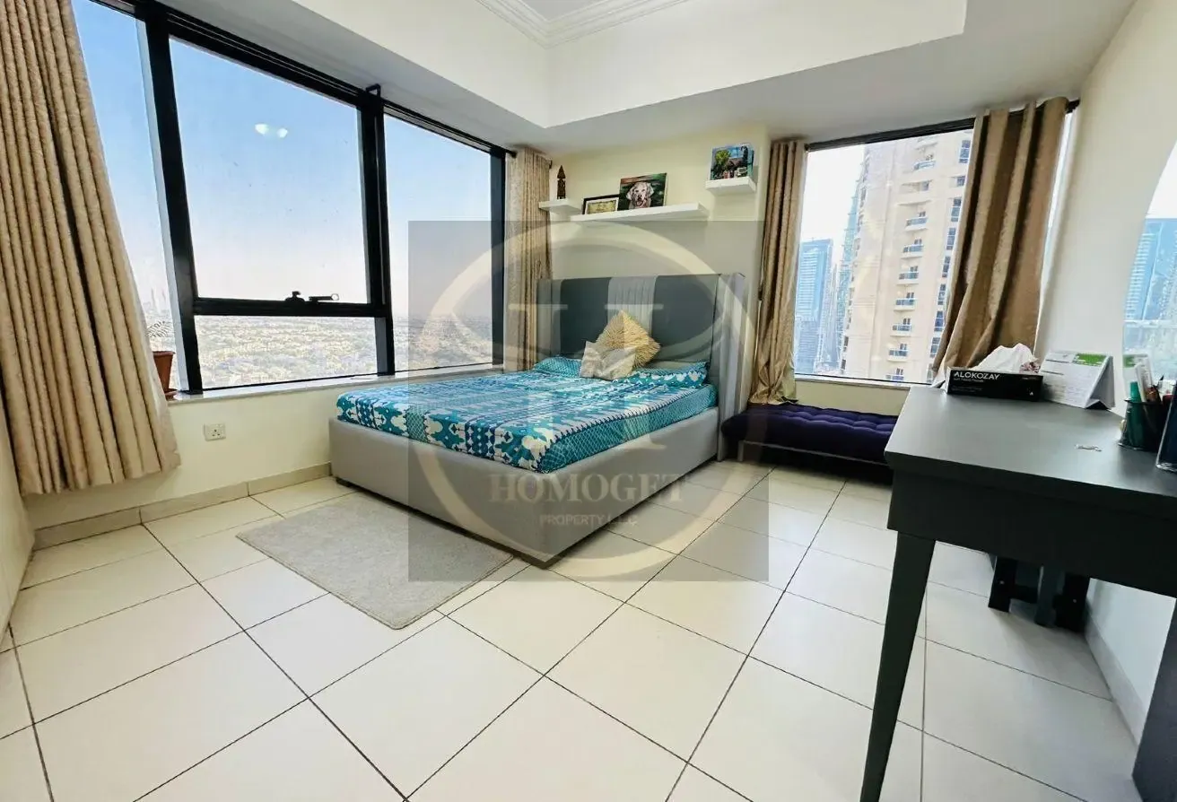 3BR | VAASTU | VACANT | UPGRADED|CHILLER FREE