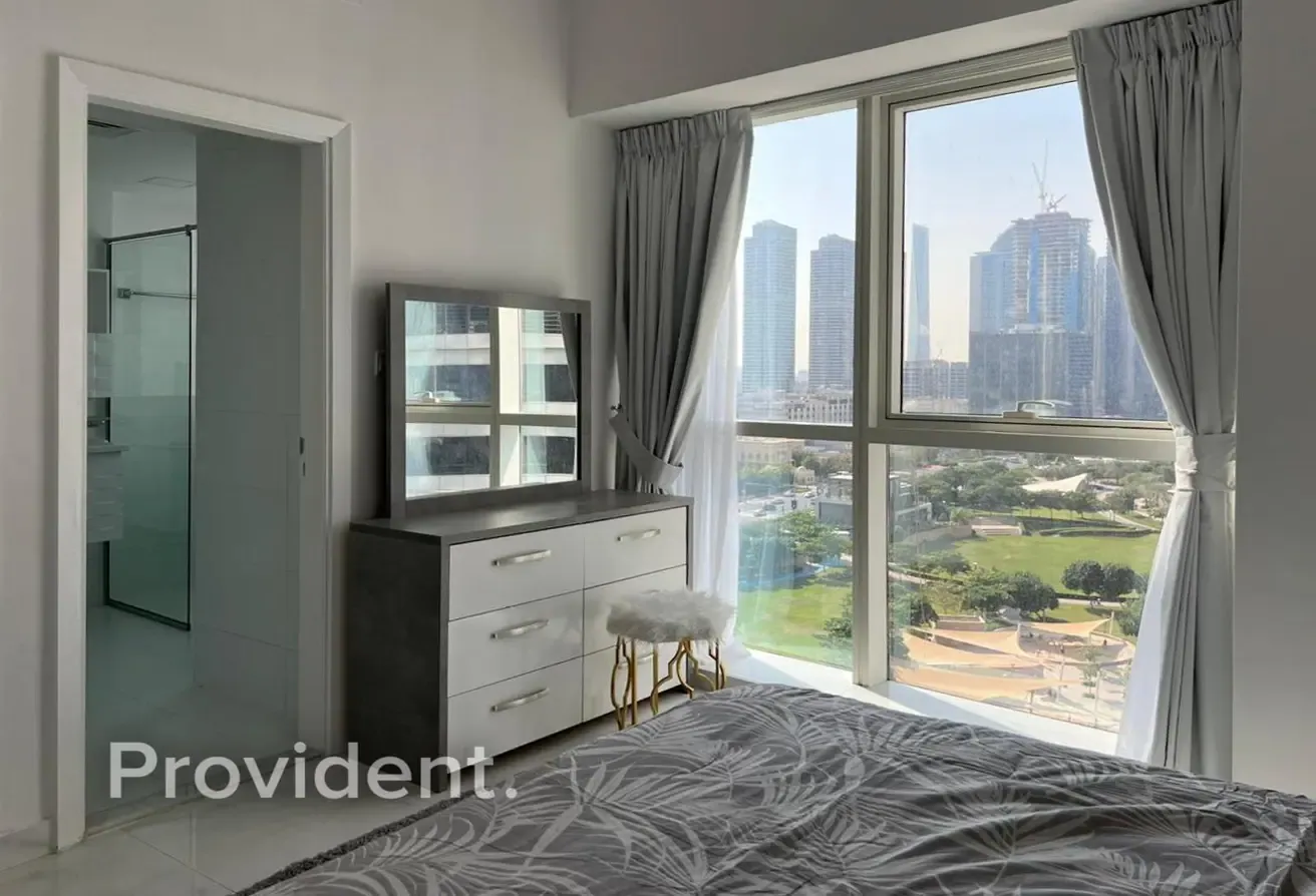 Upgraded | Fully Furnished | Park and Marina View