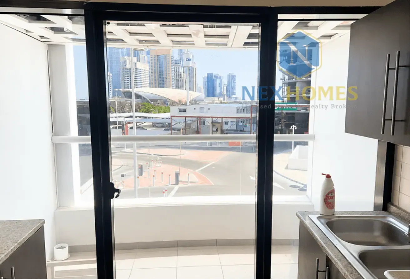 Bright Studio | Semi-Closed Kitchen | 5 Min Metro