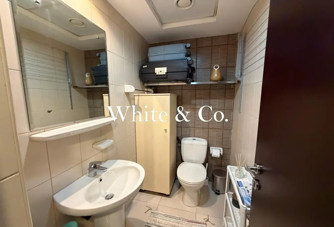 Fully Furnished | Next to Metro | Vacant