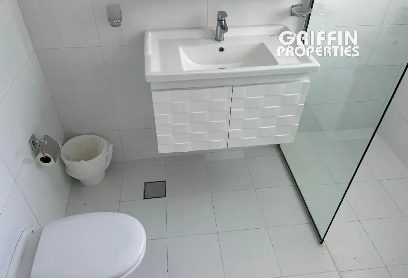 Spacious 1-Bedroom | Upgraded | Fully Furnished