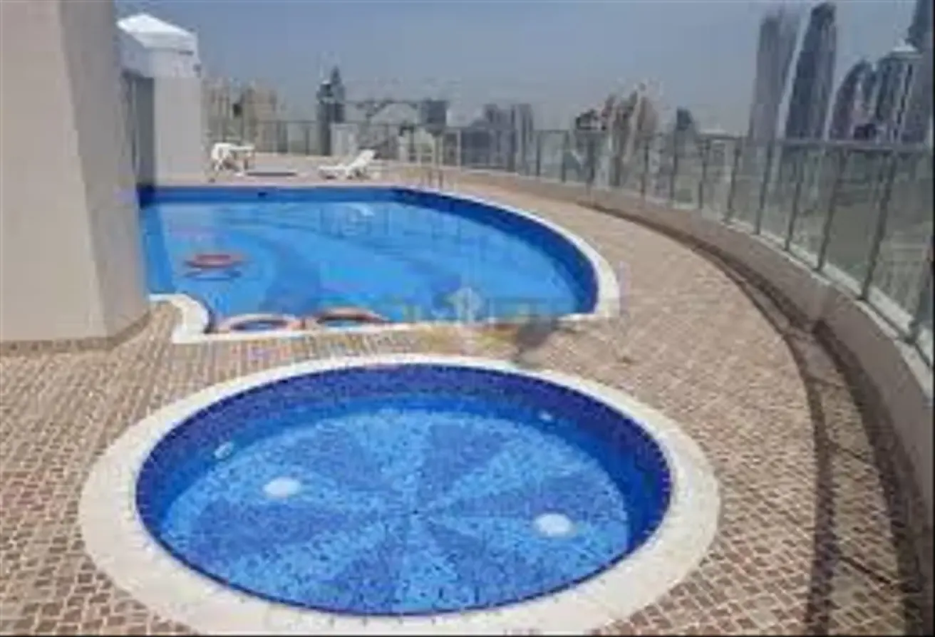 12 CHEQUES | Next to Metro | Near Marina Mall