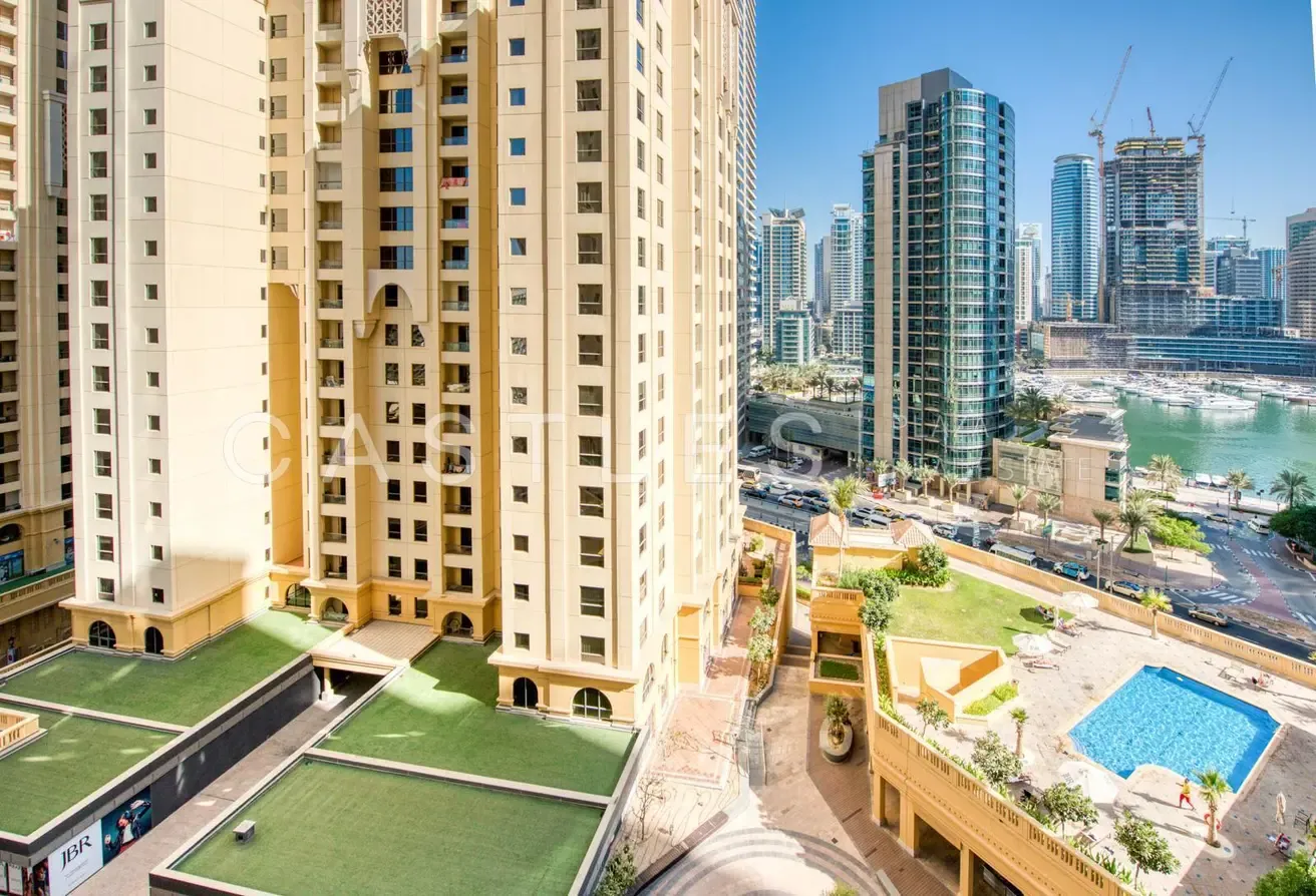 1BR Upgraded & Furnished | Marina View | Ready