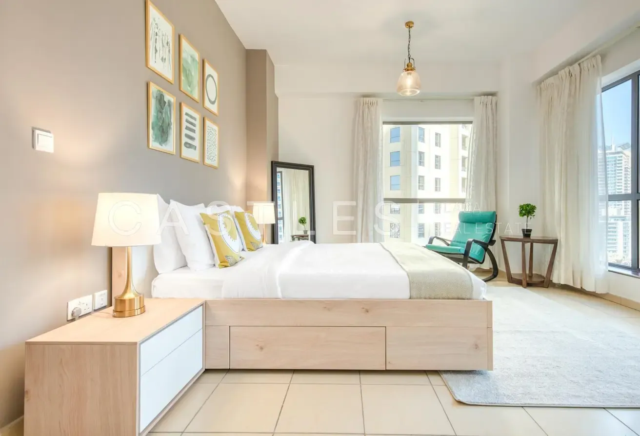 1BR Upgraded & Furnished | Marina View | Ready