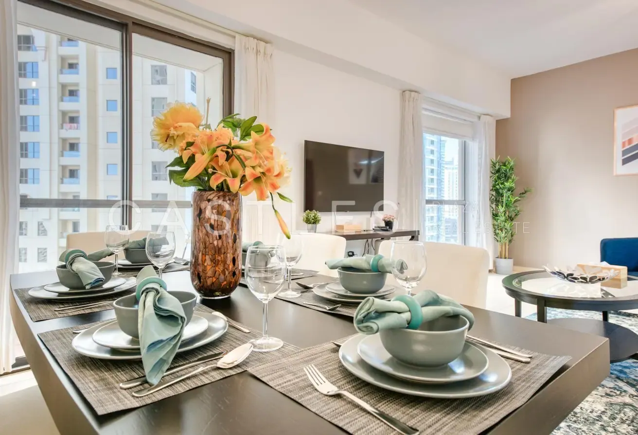 1BR Upgraded & Furnished | Marina View | Ready