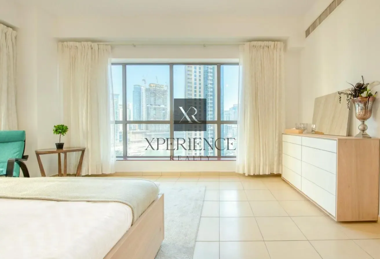 PARTIAL MARINA VIEW | SPACIOUS | HIGH FLOOR