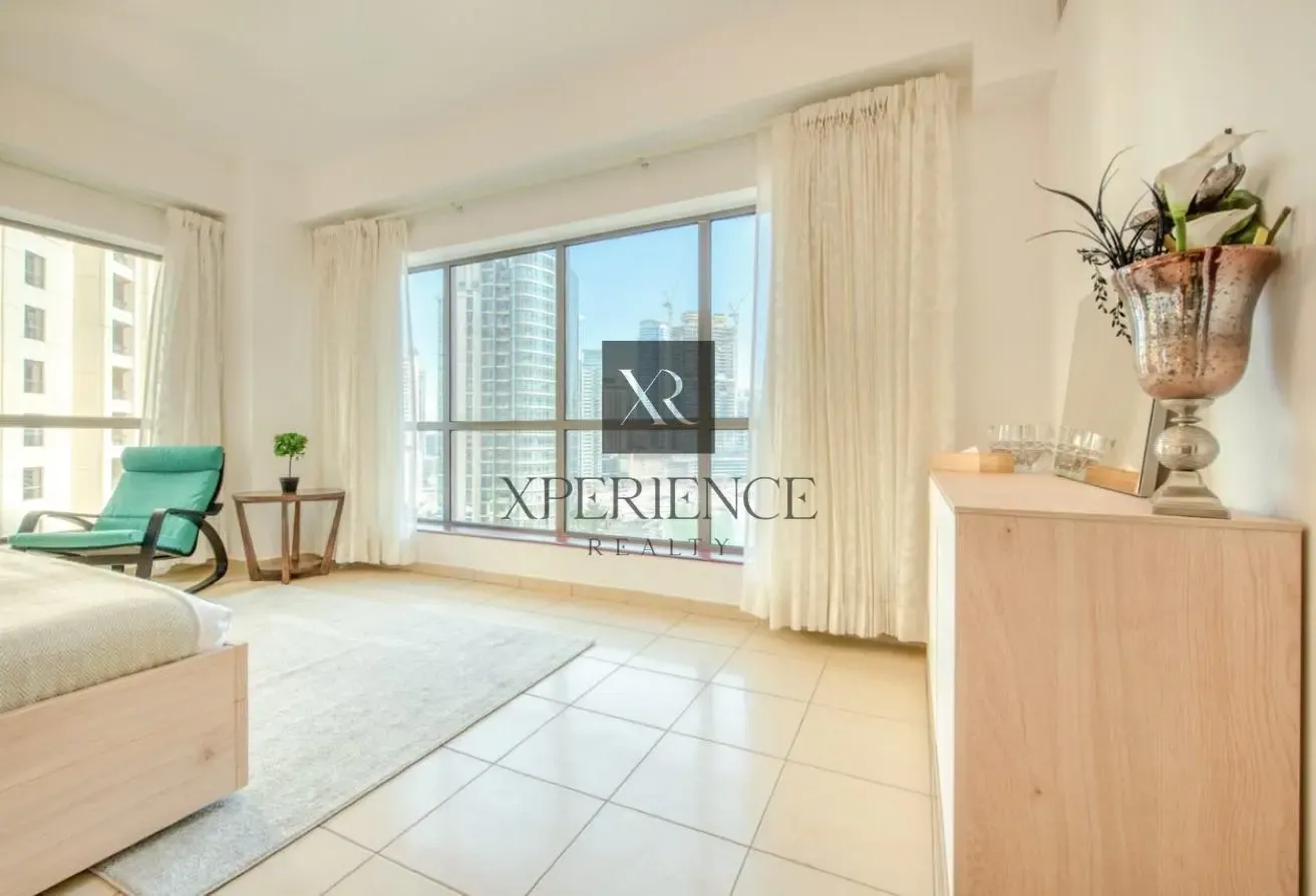 PARTIAL MARINA VIEW | SPACIOUS | HIGH FLOOR