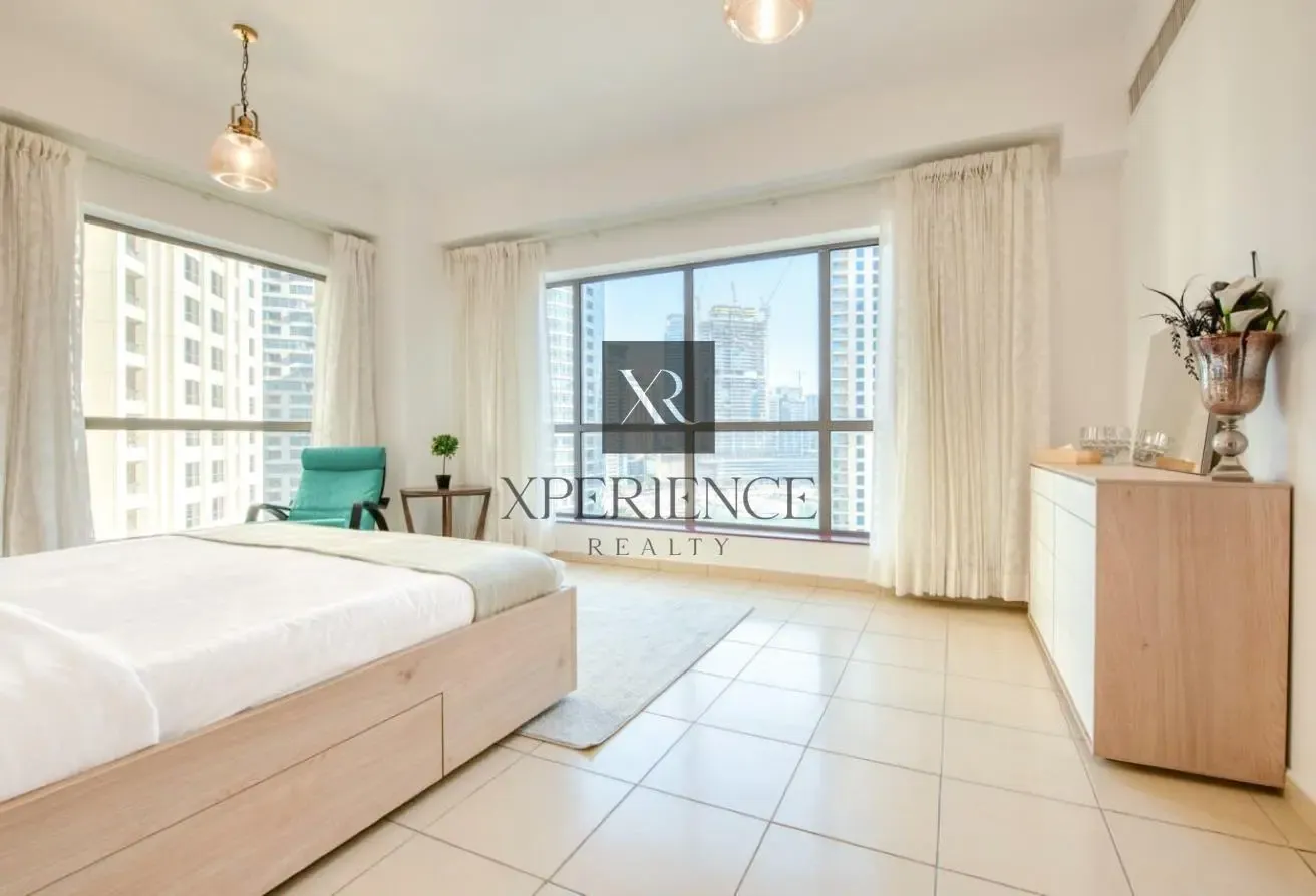PARTIAL MARINA VIEW | SPACIOUS | HIGH FLOOR