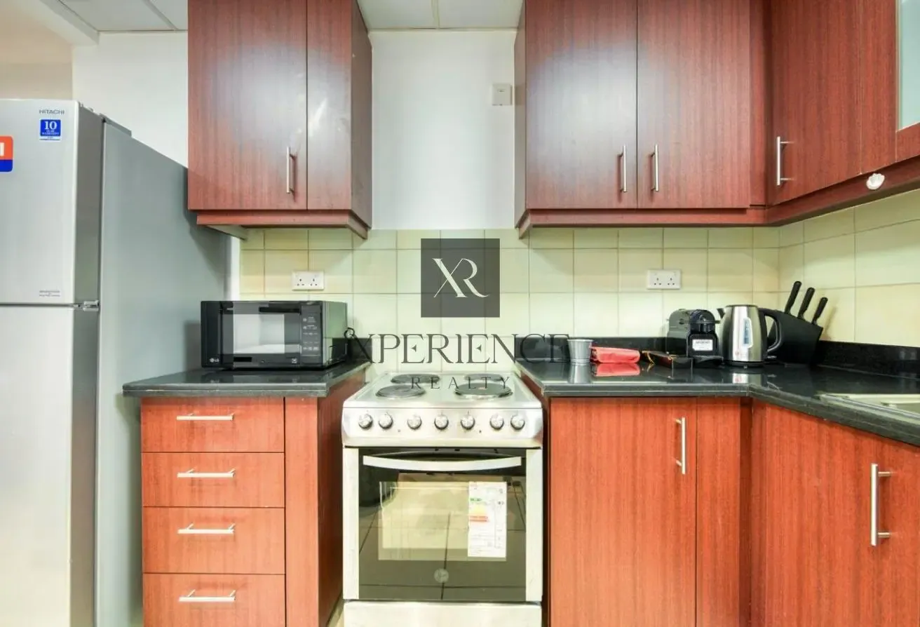 PARTIAL MARINA VIEW | SPACIOUS | HIGH FLOOR