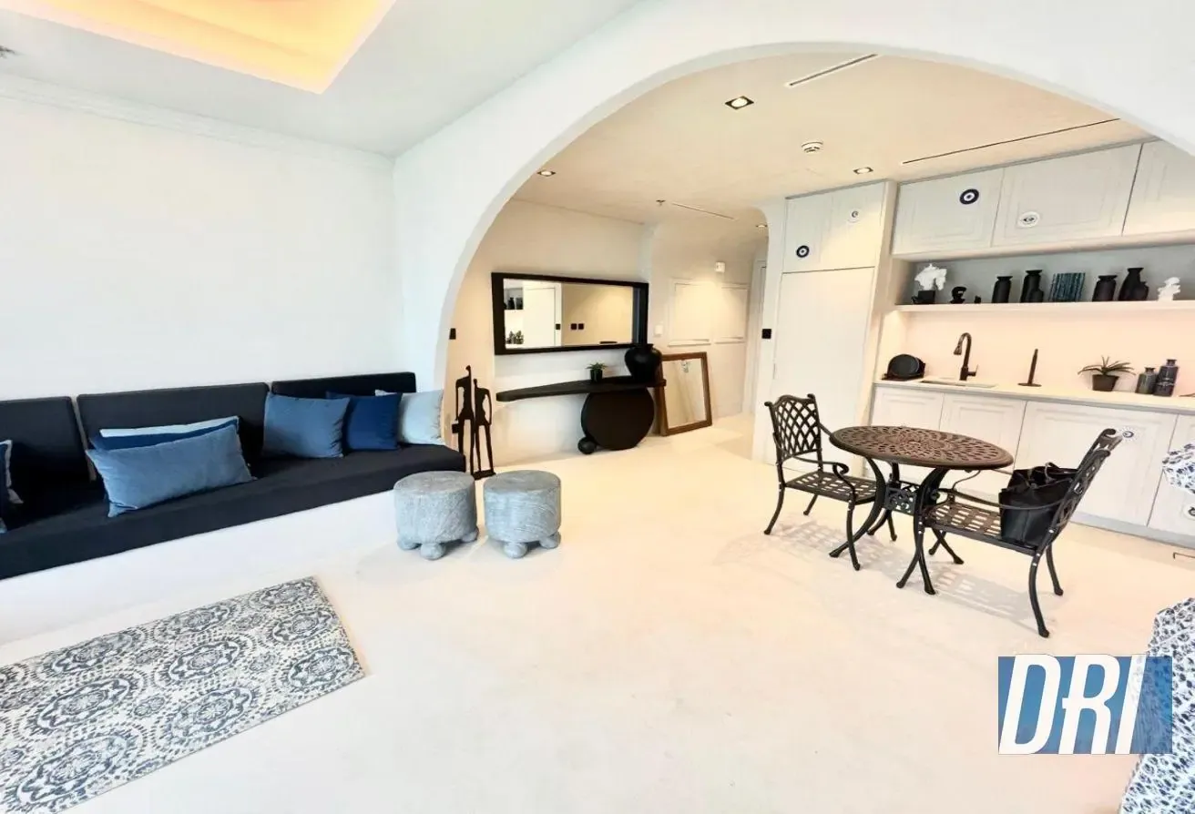 Furnished Designed 1 bedrooms With Private Beach