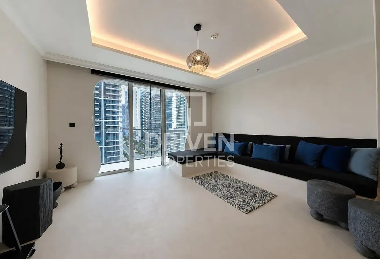 Upgraded | Fully Furnished | Ready to Move in