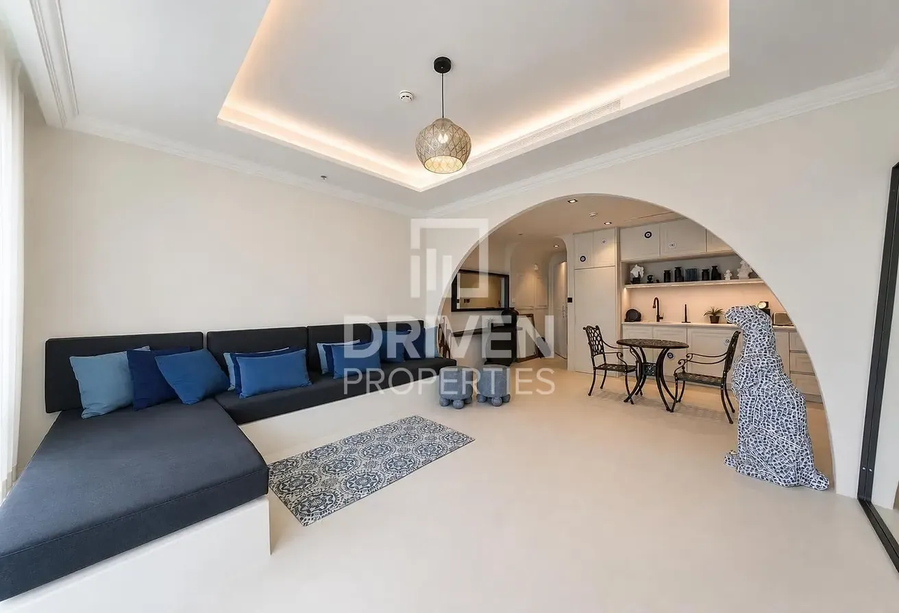 Upgraded | Fully Furnished | Ready to Move in