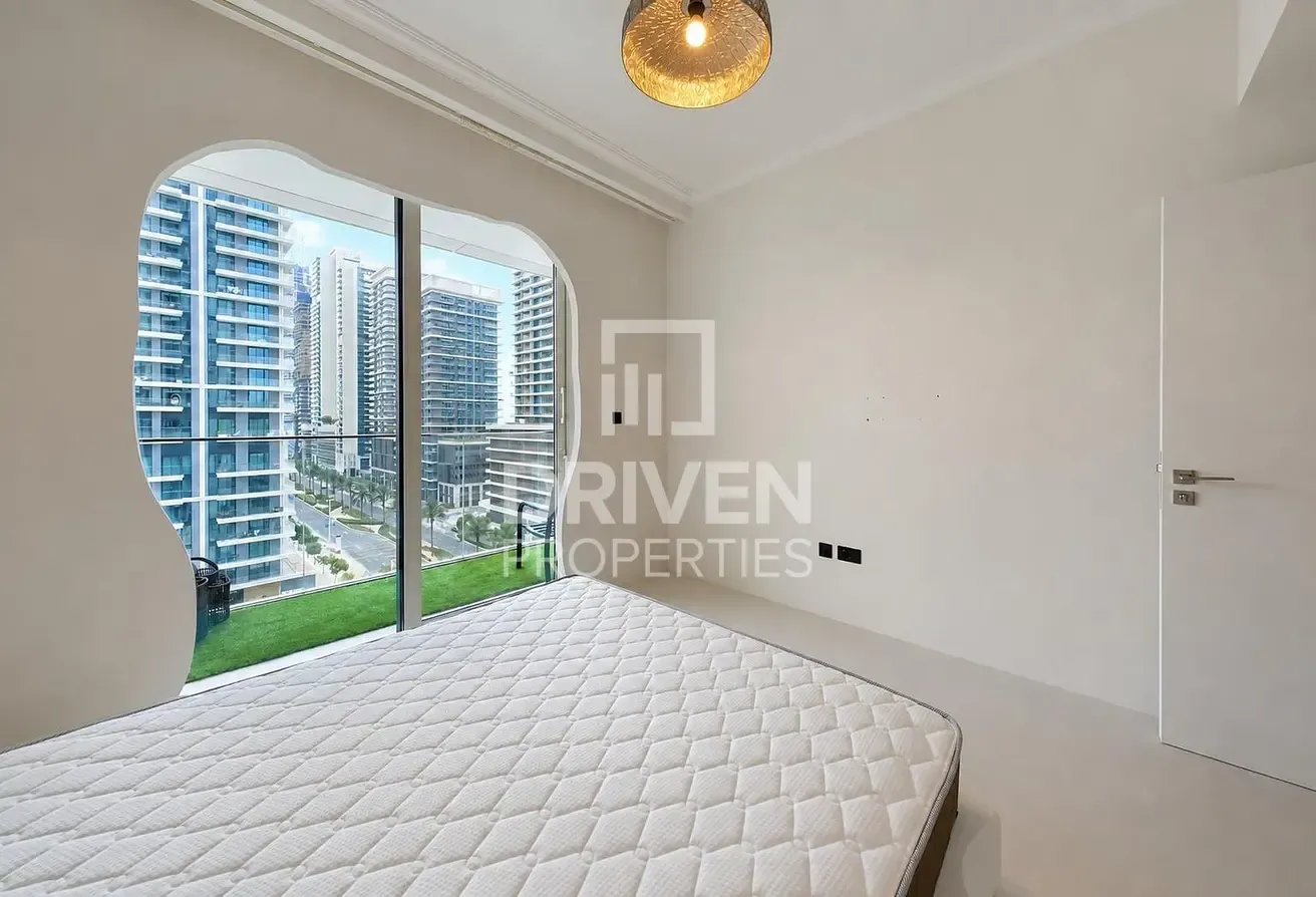 Upgraded | Fully Furnished | Ready to Move in