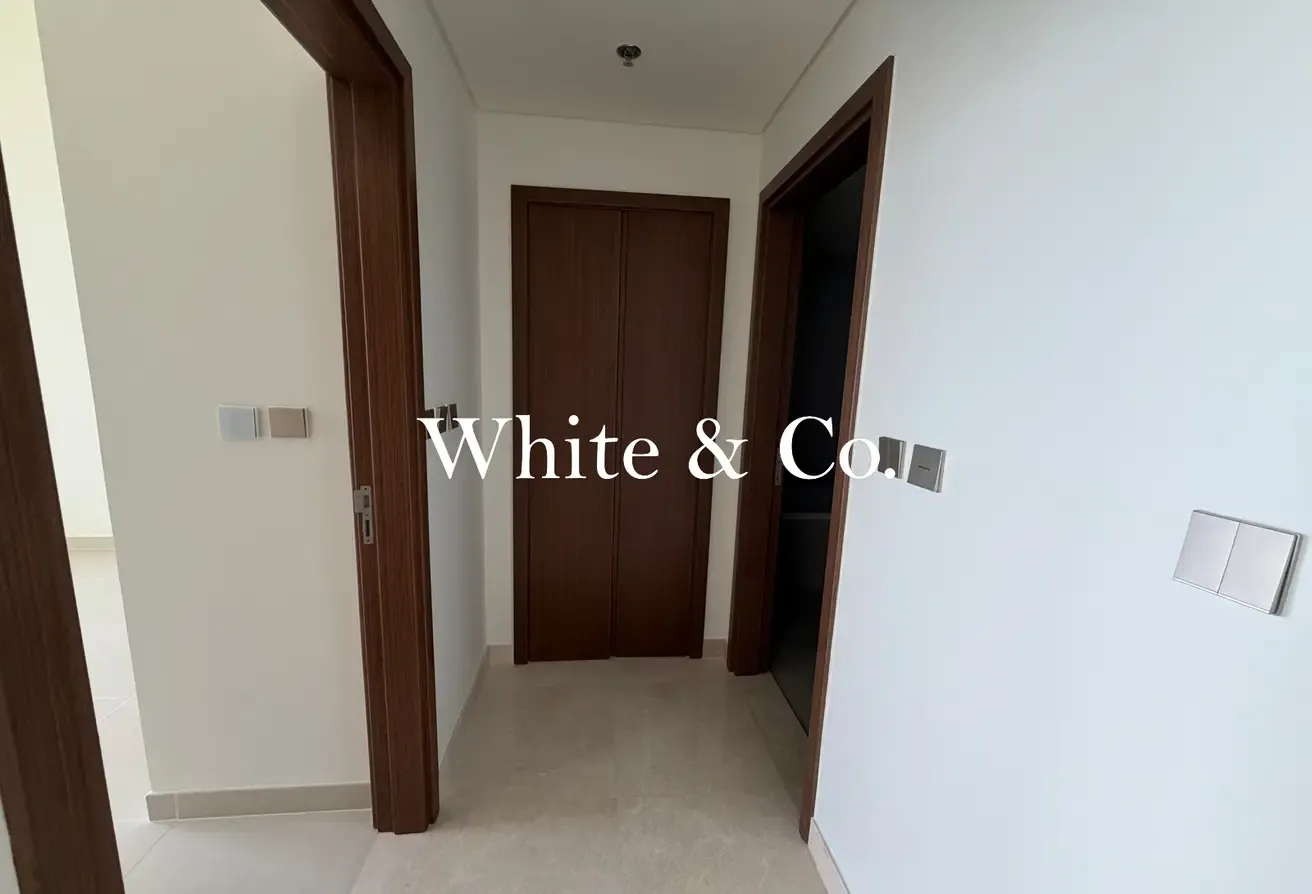 Full Palm views | Unfurnished | Vacant Now