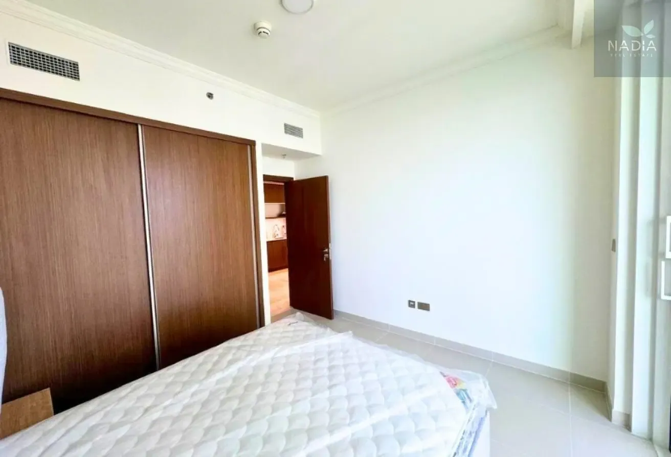 Furnished 1BR | Beach Access | Vacant