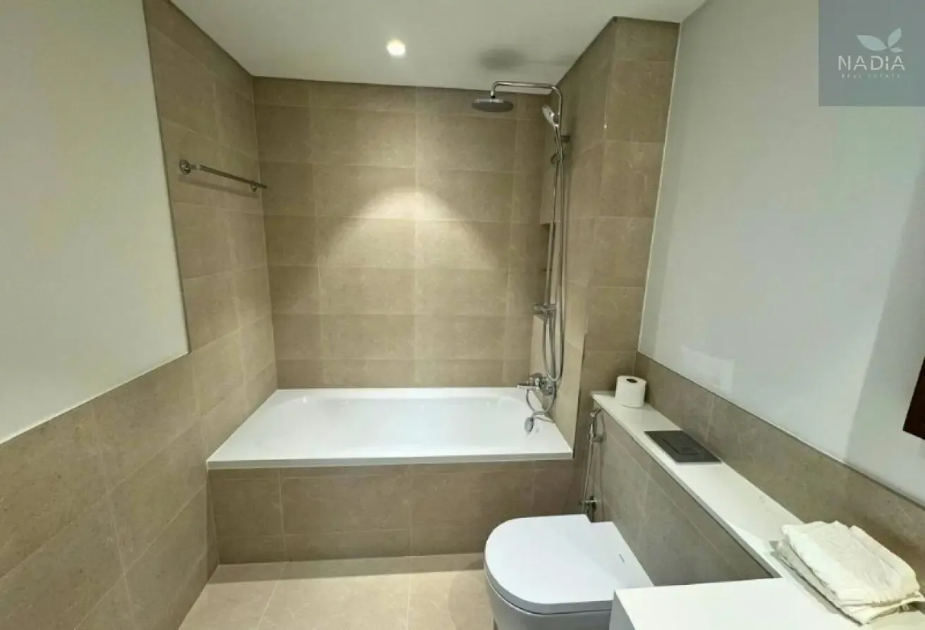 Furnished 1BR | Beach Access | Vacant
