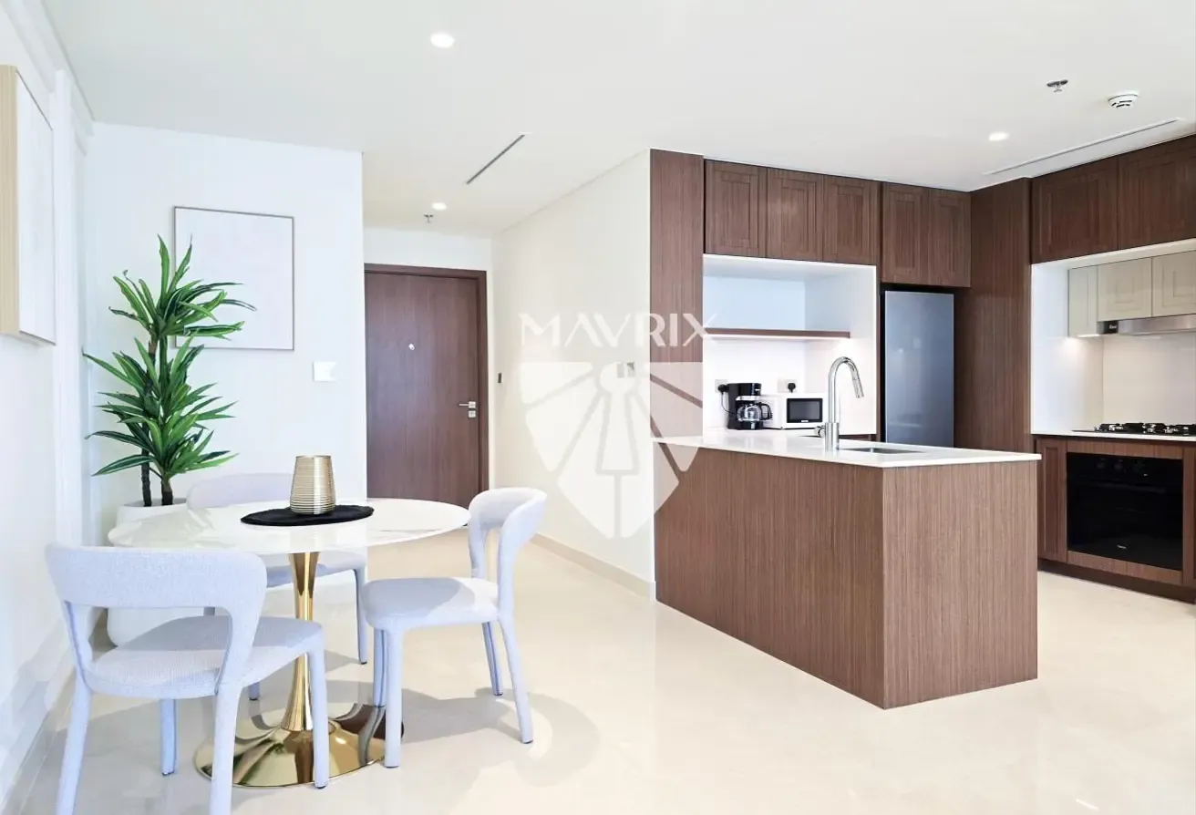 Marina View | Furnished | Upgraded | Vacant
