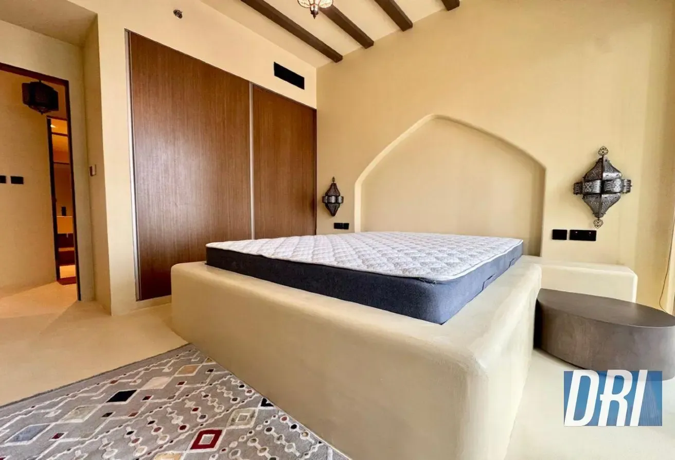 Coastal elegant apartment with private Beach