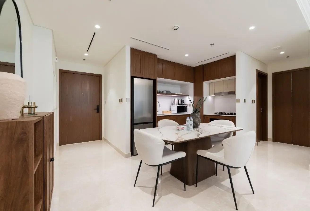 Fully Furnished | Stylish Unit | Vacant