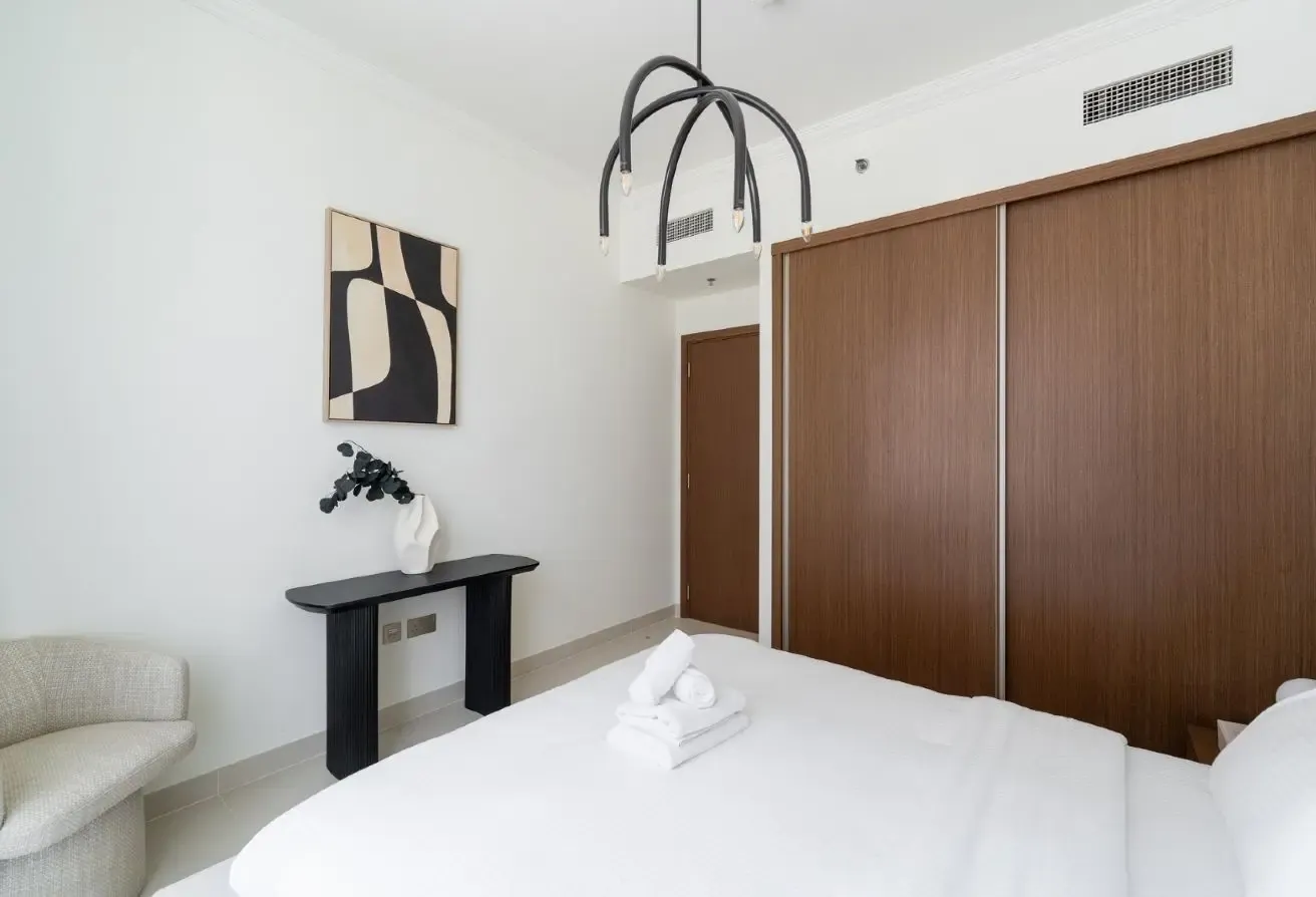 Fully Furnished | Stylish Unit | Vacant
