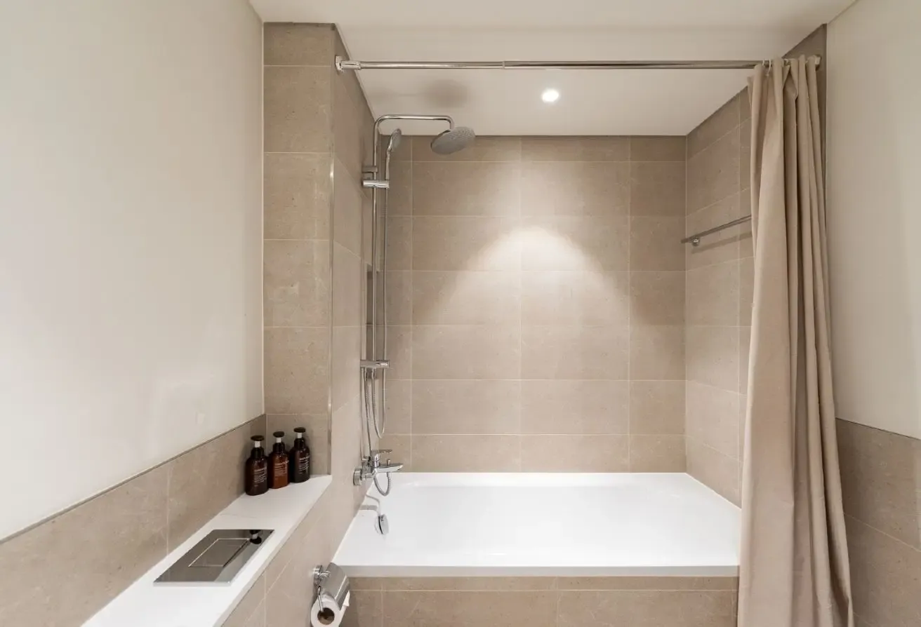 Fully Furnished | Stylish Unit | Vacant