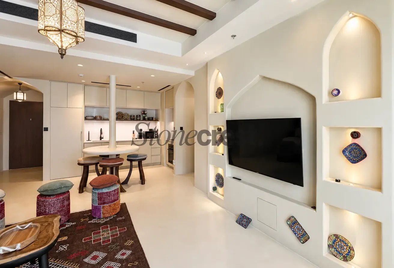 Upgraded | Vacant | Furnished | Marina View