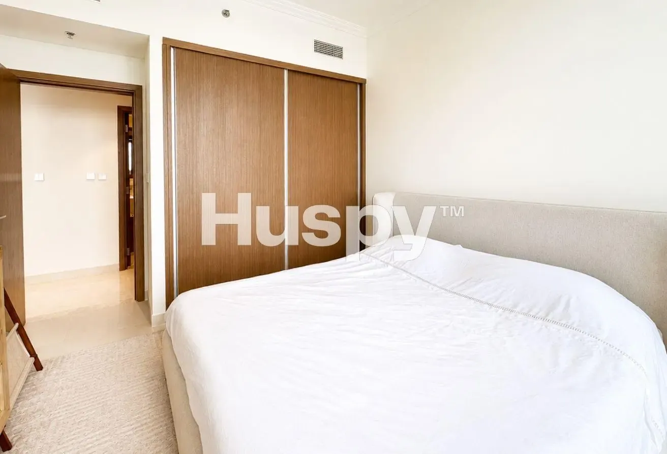 High Floor | Palm View | Vacant