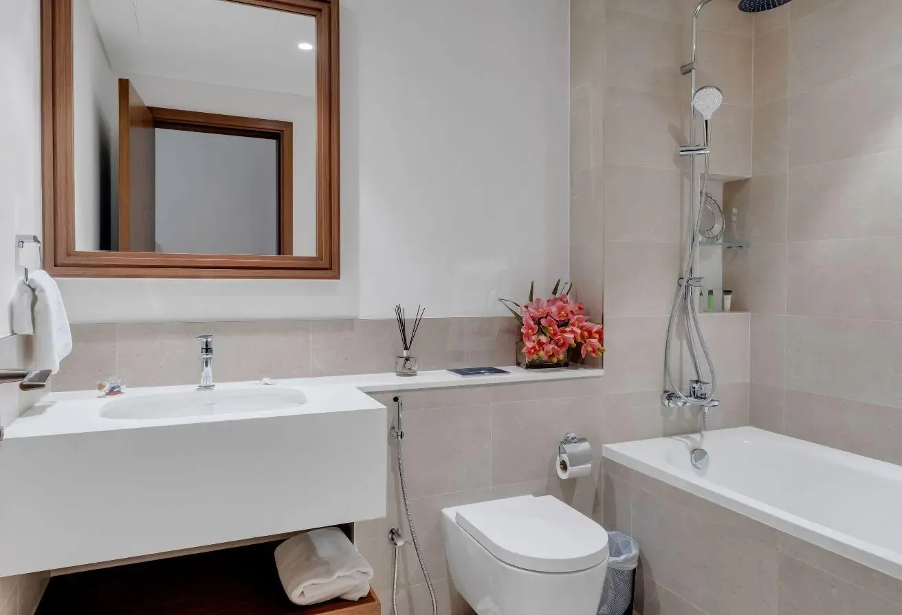 Luxury Furnished–WiFi-AC-Water-electricityBills In
