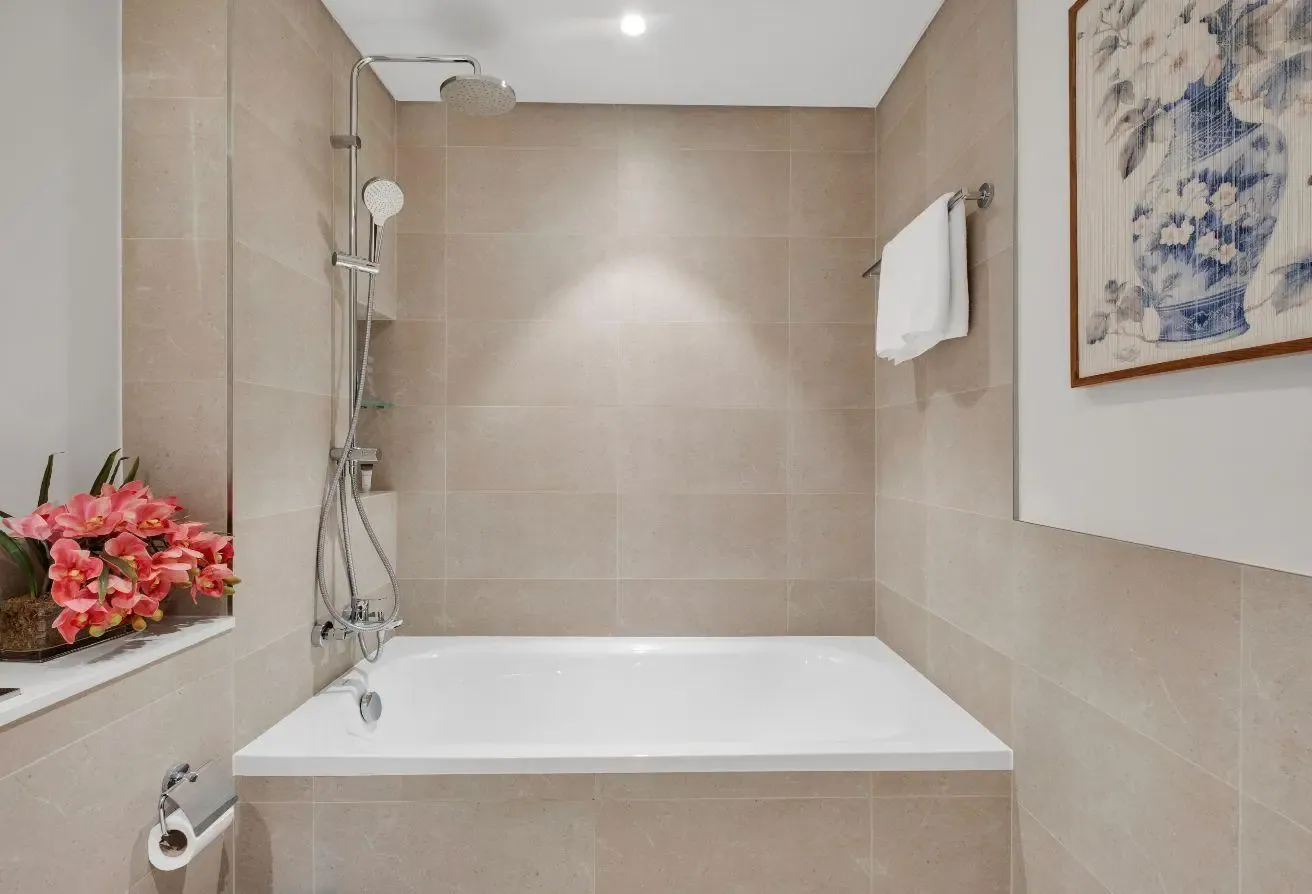 Luxury Furnished–WiFi-AC-Water-electricityBills In