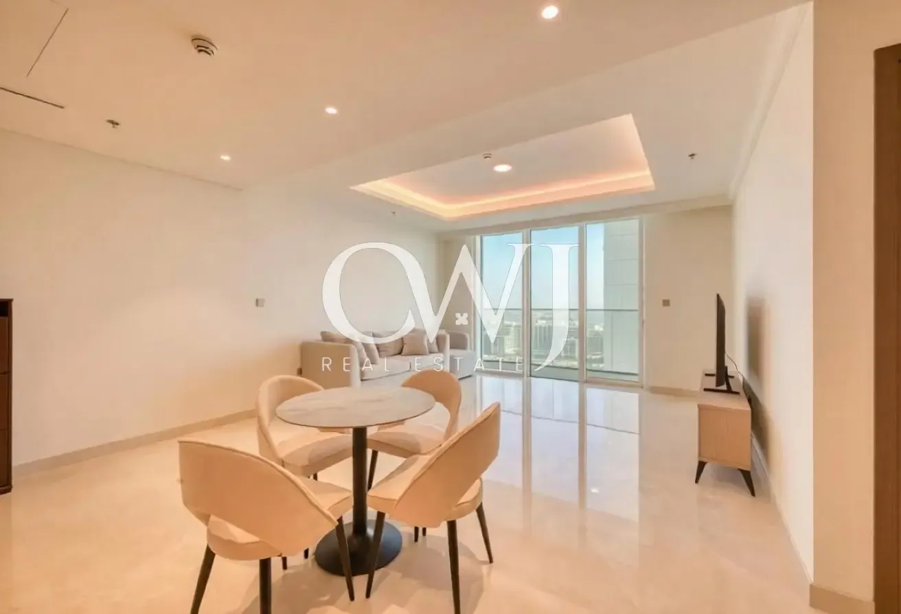 Vacant | Furnished | High Floor | Palm View