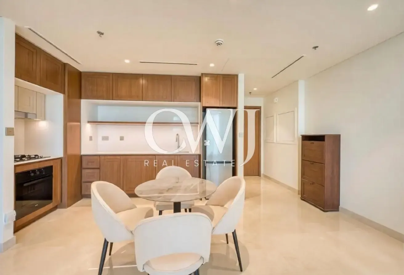 Vacant | Furnished | High Floor | Palm View