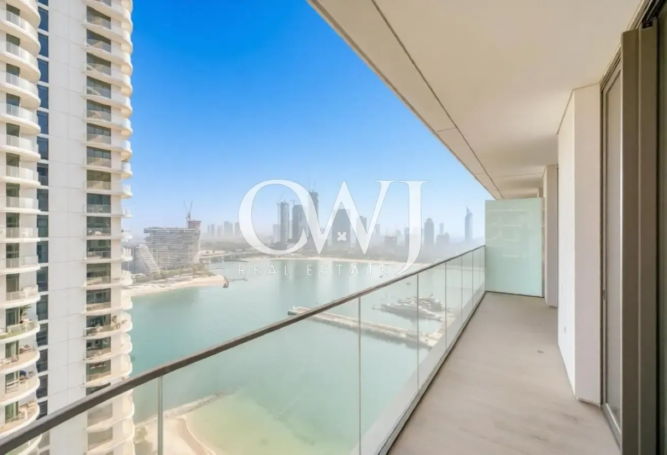 Vacant | Furnished | High Floor | Palm View