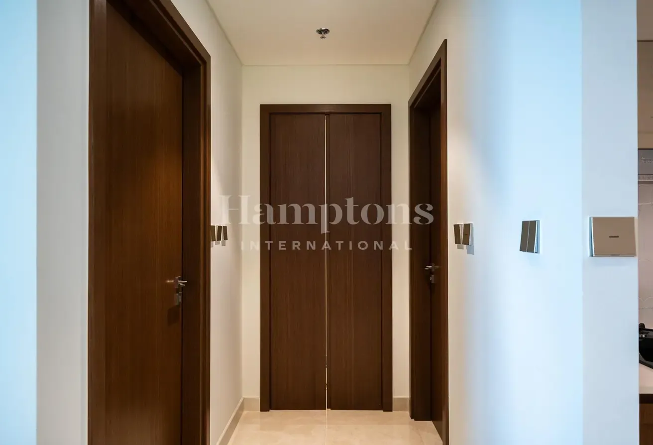 Spacious Layout | Fully Furnished | Sea-Park View
