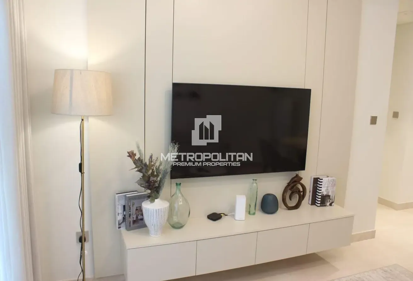 Spacious 1BR | Brand New | Fully furnished