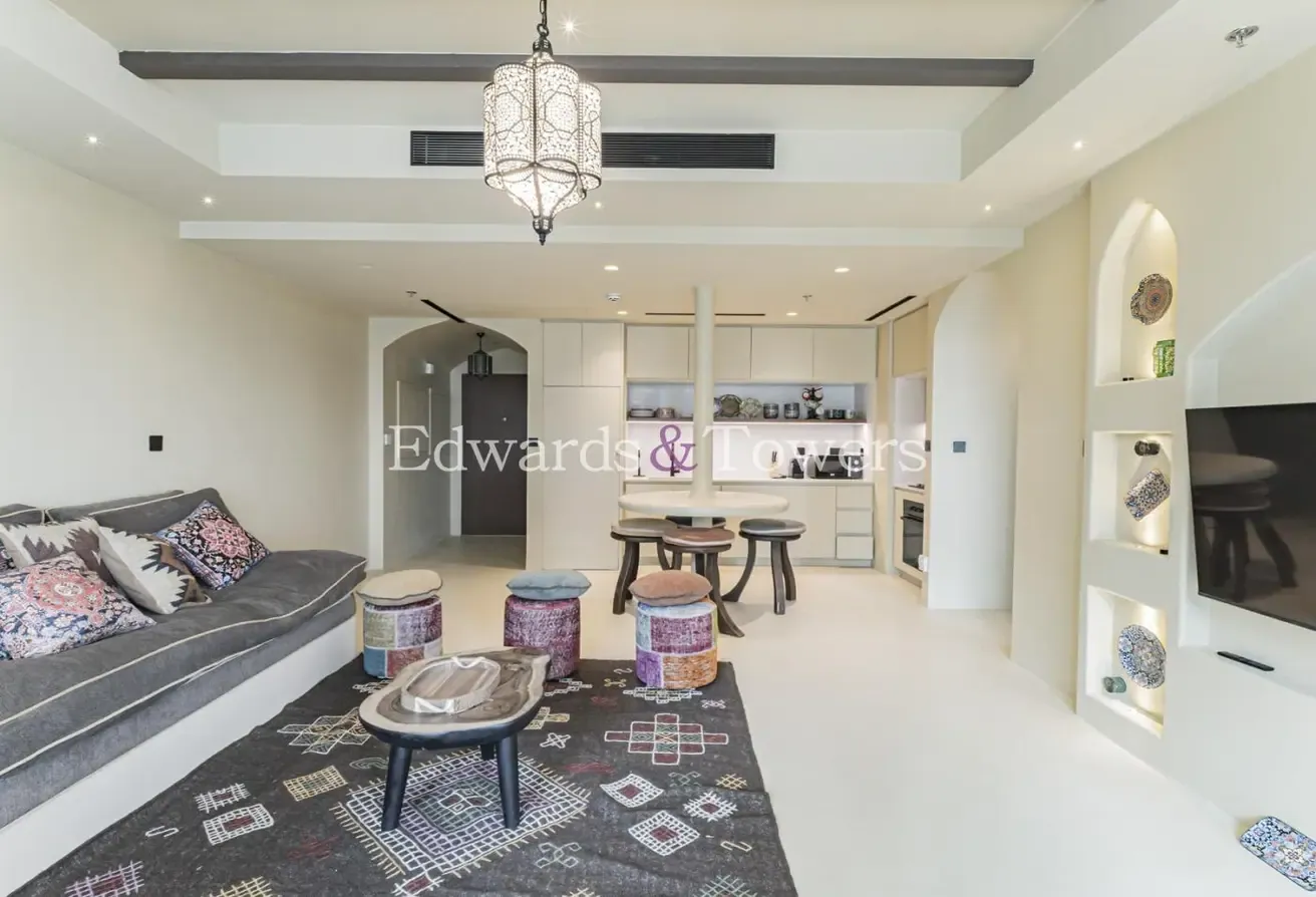 Upgraded | Marina View | Traditional Interior
