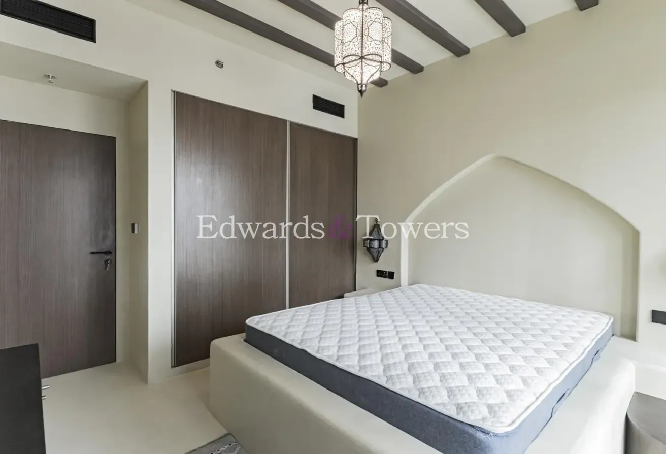 Upgraded | Marina View | Traditional Interior