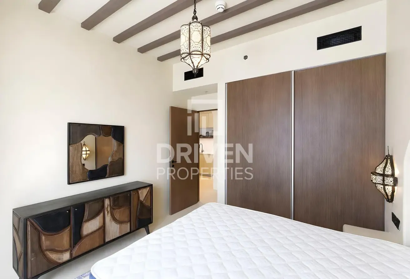 Fully Upgraded | Sea View | Ready To Move In