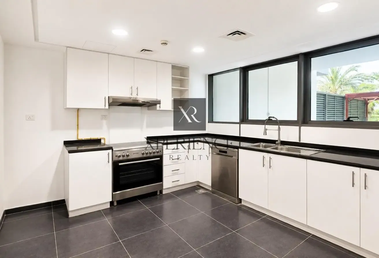 FULL GOLF COURSE | LARGEST LAYOUT | READY TO MOVE