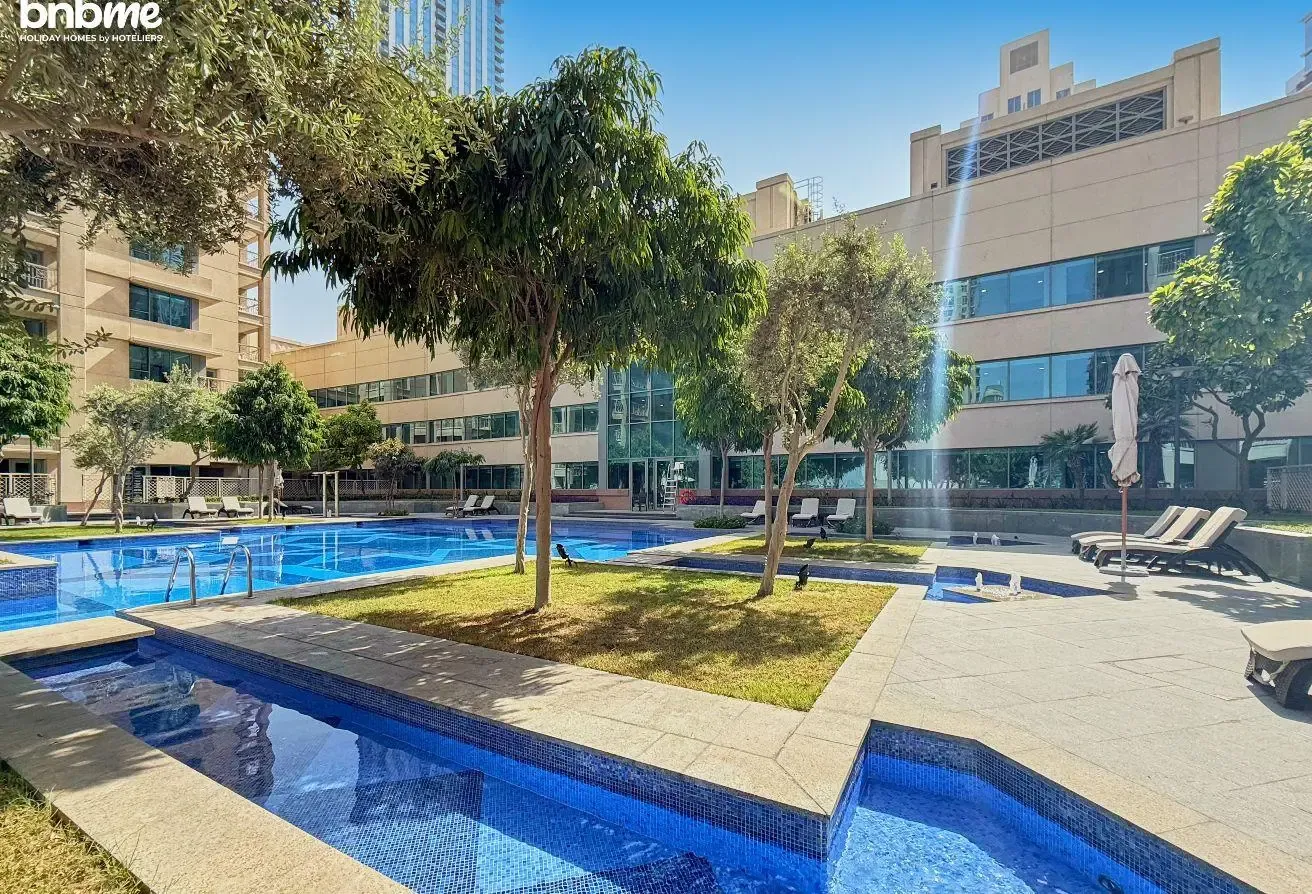 Downtown Apartment | Near Burj Khalifa & Fountain
