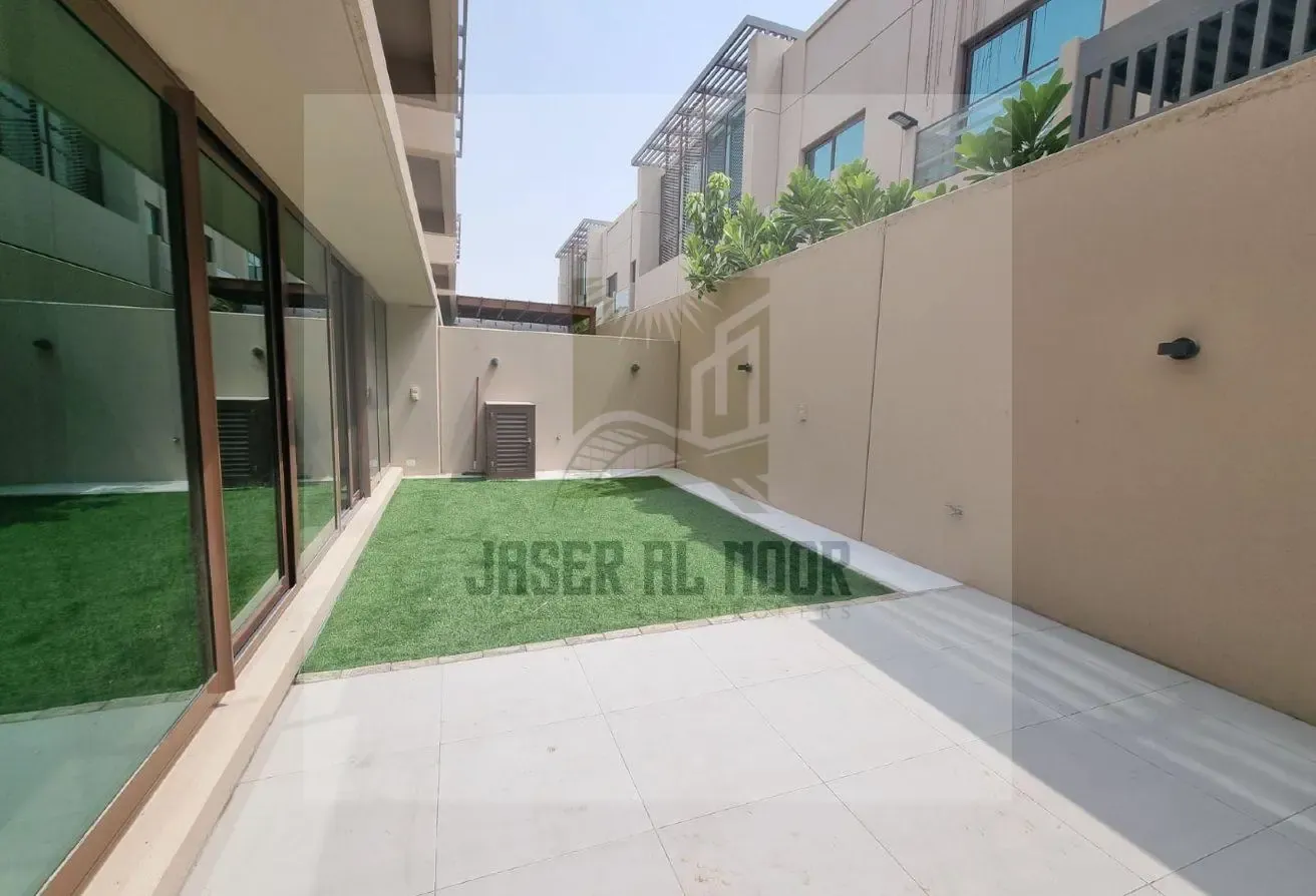Must See |Stunningly Large |Lowest Price in Market