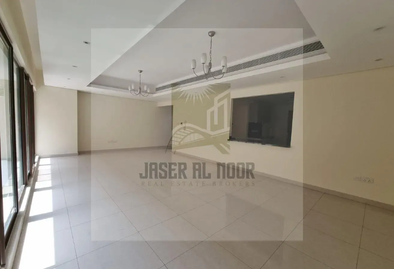 Must See |Stunningly Large |Lowest Price in Market