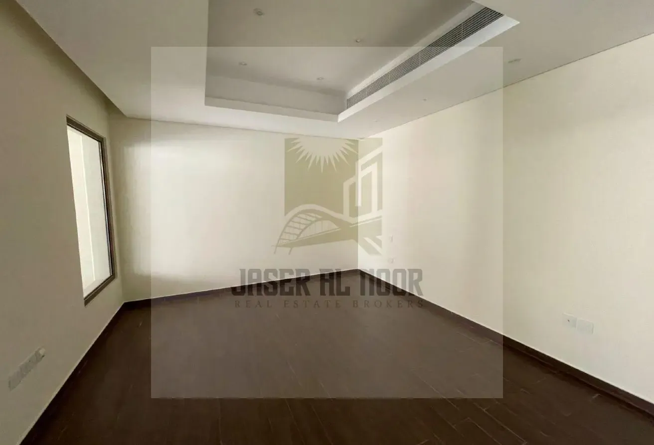 Must See |Stunningly Large |Lowest Price in Market