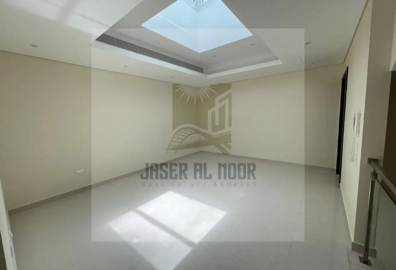 Must See |Stunningly Large |Lowest Price in Market