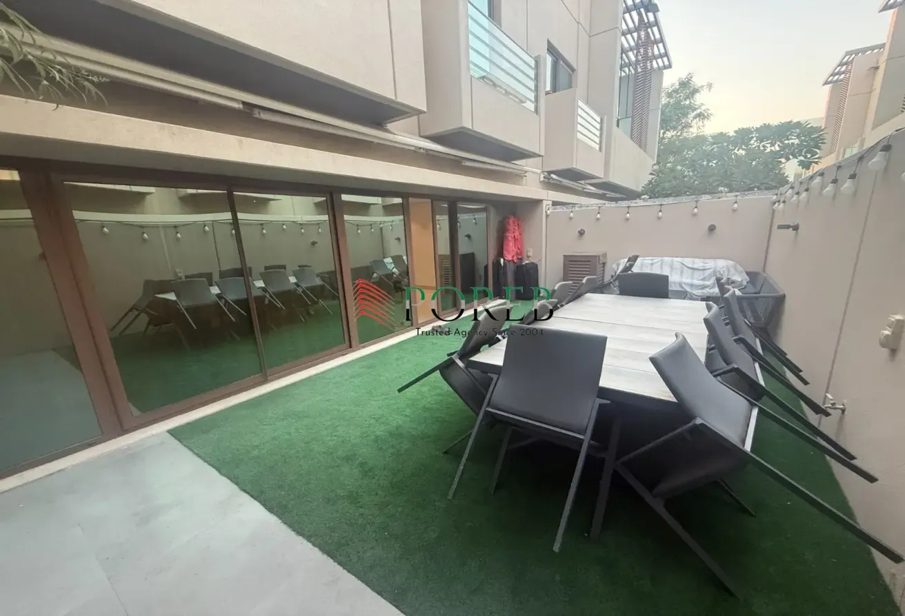 Un-furnished 4 BR | Spacious | Vacant