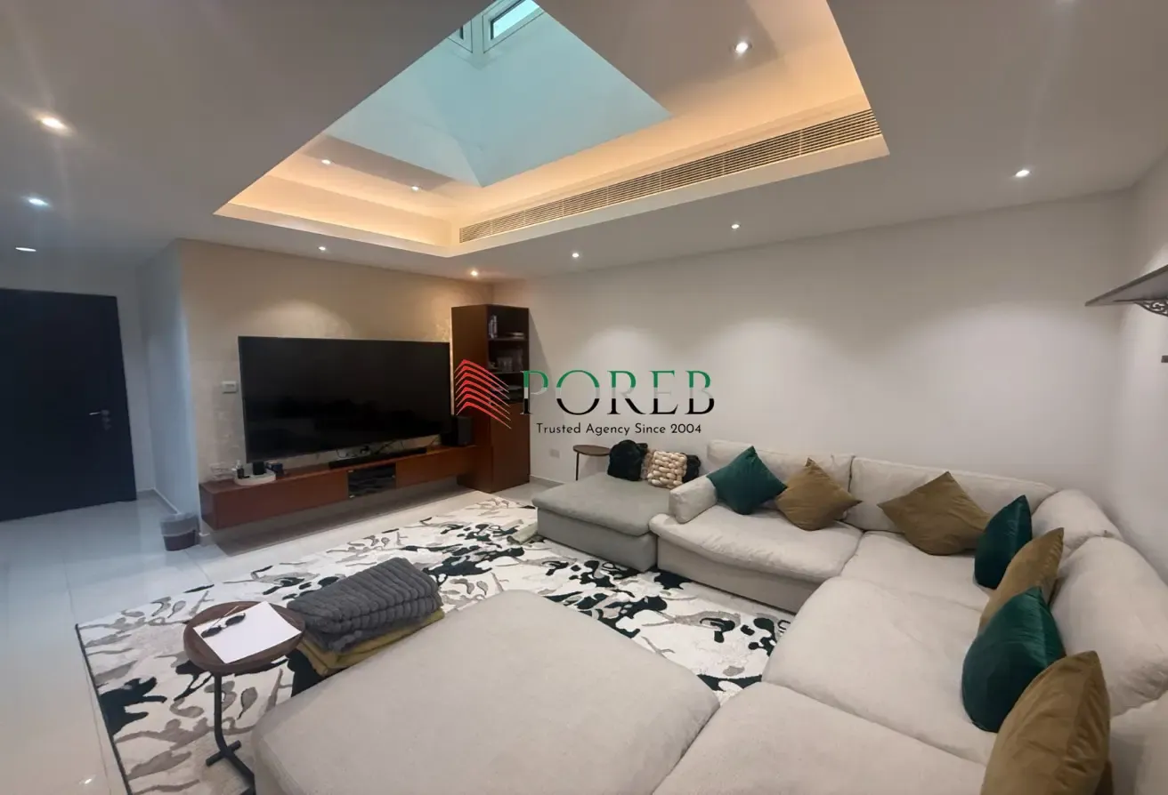 Un-furnished 4 BR | Spacious | Vacant