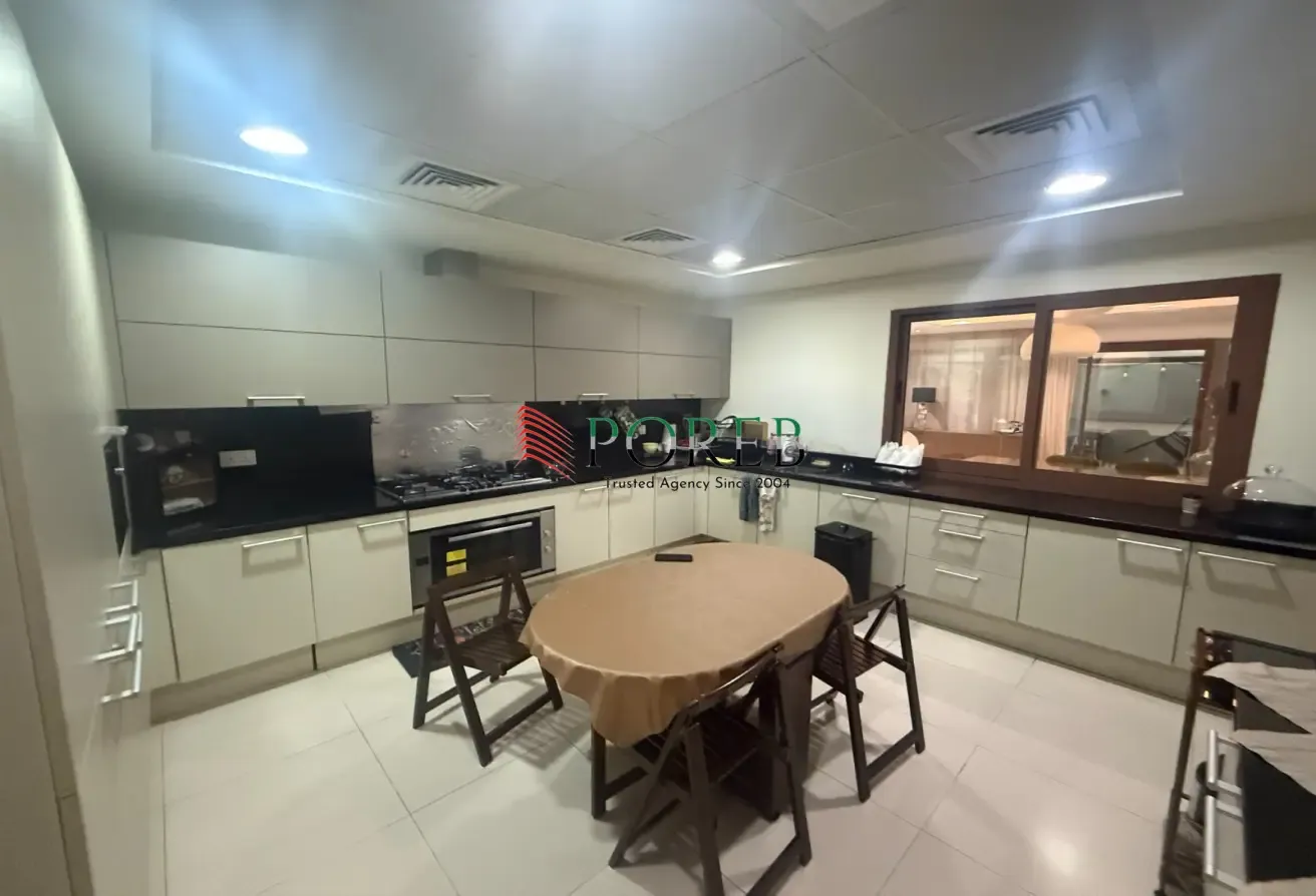 Un-furnished 4 BR | Spacious | Vacant