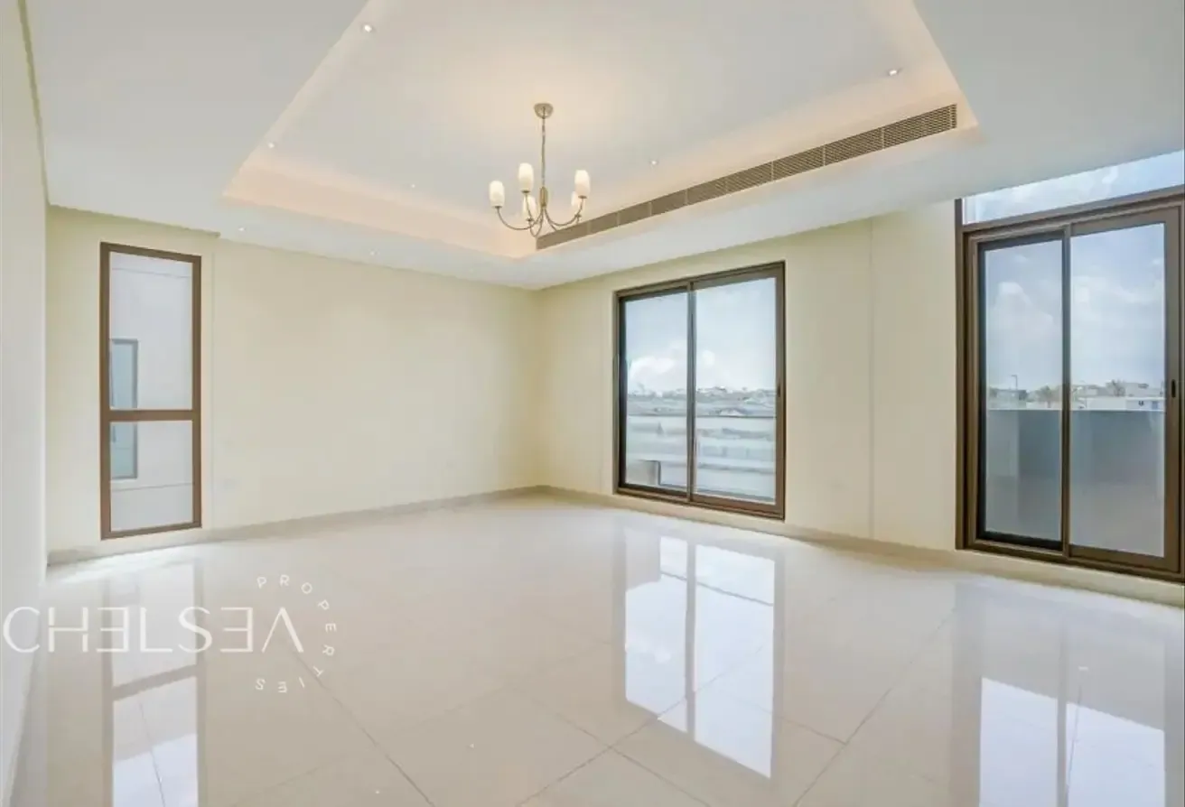 PRIME LOCATION | MIDDLE UNIT | MULTIPLE OPTIONS