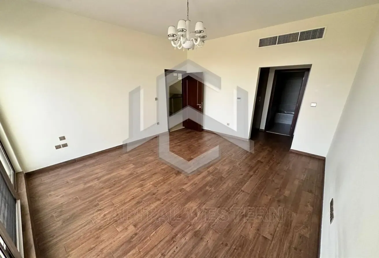 Single Row | 4 BR+Maids | Private Garden