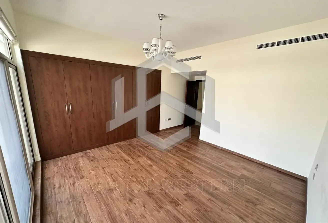Single Row | 4 BR+Maids | Private Garden
