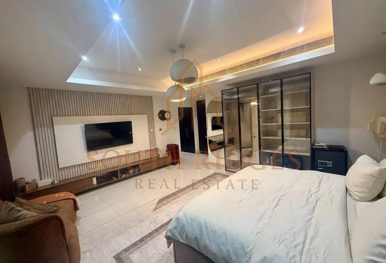 Exclusive | Furnished Option | Vacant Soon